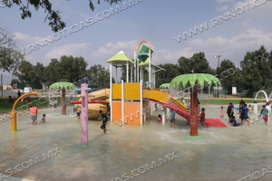 ACTIVA GOBIERNO MUNICIPAL ALBERCAS, PIES MOJADOS Y PARQUE ACU&Aacute;TICOS PARA QUE FAMILIAS DISFRUTEN EL VERANO EN NUEVO LAREDO