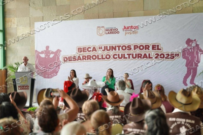 ENTREGA ALCALDESA CARMEN LILIA CANTUROSAS M&Aacute;S DE 300 BECAS CULTURALES Y REFRENDA COMPROMISO CON ARTISTAS LOCALES
