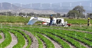 Se desploma avioneta en Puebla; hay dos lesionados