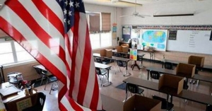 Escuelas de EUA retrasan regreso a clases por ómicron