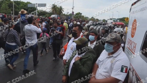 Sale caravana migrante del sur de México con más de 10 mil personas