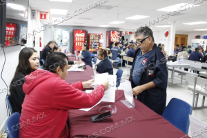 Acerca Gobierno De Nuevo Laredo Servicios Municipales A Trabajadores De Robertshaw Con &ldquo;Brigada En Tu Empresa&rdquo;