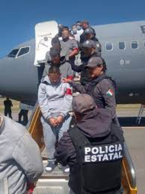 Trasladan 67 reos de Tamaulipas a penales Federales en otros estados