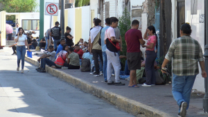 VIDOE Cerca de 200 migrantes venezolanos arriban a Nuevo Laredo con esperanza de cruzar a Estados Unidos