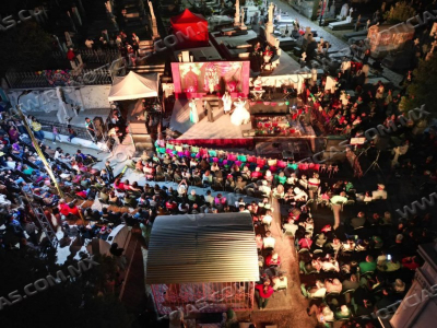 COLOR, M&Uacute;SICA Y TRADICI&Oacute;N ILUMINARON LOS PANTEONES MUNICIPALES EN EL D&Iacute;A DE MUERTOS