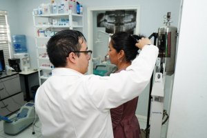 DIF NUEVO LAREDO REALIZA BRIGADA "TOCANDO CORAZONES: MAM&Aacute; SALUDABLE" EN EL MARCO DEL D&Iacute;A DE LAS MADRES