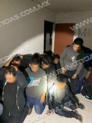 CBP de Laredo arrestan a más de 60 personas dentro de una casa de seguridad