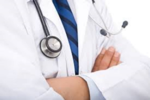 Faltan 300 doctores en hospitales