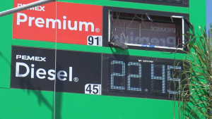 VIDEO Aumentan costos de combustible en Nuevo Laredo; Diésel arriba de 22 pesos