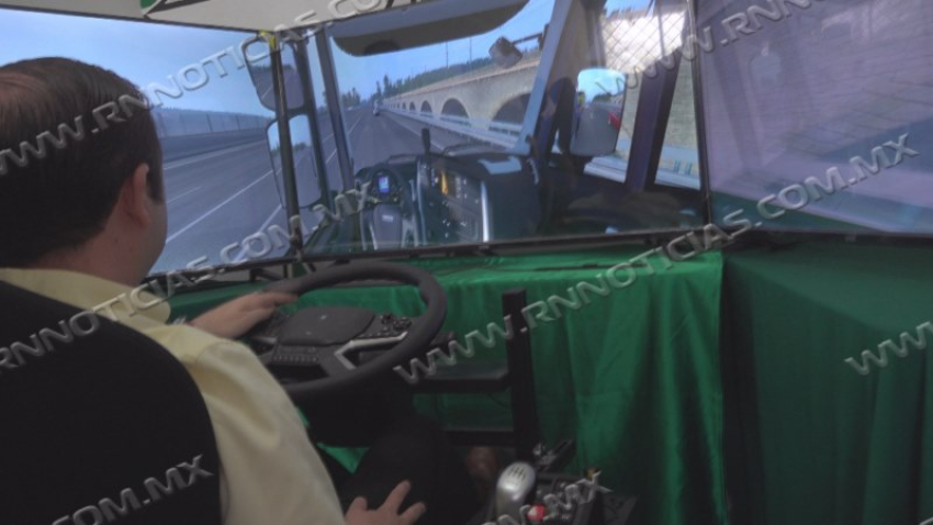 CONALEP Nuevo Laredo fortalece formación en autotransporte con simulador especializado