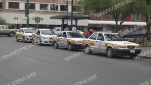 Comienzan a recuperarse taxistas incrementa demanda de viajes