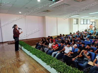 FORTALECE COMAPA LA CULTURA DEL AGUA CON M&Aacute;S DE 120 PL&Aacute;TICAS EN ESCUELAS