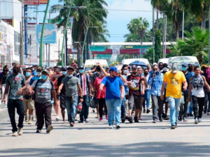 Migrantes saldrán de Tapachula rumbo a la CDMX