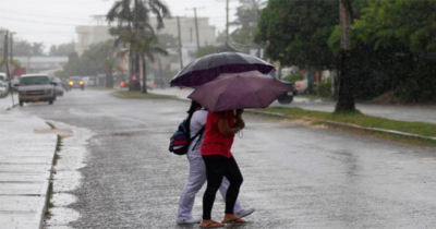 Seguir&aacute;n las lluvias, alerta la CONAGUA
