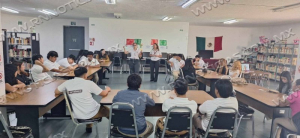 VISITAN ESTUDIANTES MUSEO PERMANENTE EN BIBLIOTECA P&Uacute;BLICA AL CENTRO DE LA CIUDAD