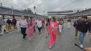 Realizan caminata binacional por el D&iacute;a Internacional de la Mujer en el Puente Internacional I