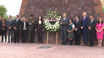 VIDEO Realizan ofrenda floral en Monumento a Fundadores por el 174 Aniversario de Nuevo Laredo