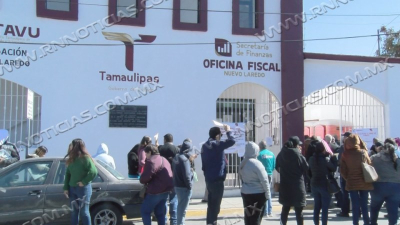 Alta demanda de placas en la Oficina Fiscal; recomiendan pago en l&iacute;nea