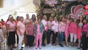 Reconocen a 100 mujeres sobrevivientes de c&aacute;ncer de mama en emotiva ceremonia del DIF Nuevo Laredo