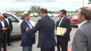 VIDEO Crisis migratoria está aumentando; Ken Salazar Embajador de Estados Unidos