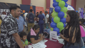 VIDEO Ofertan más de mil 500 vacantes en segunda Feria del empleo en Nuevo Laredo