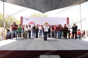 ATIENDE CARMEN LILIA  PETICIONES Y NECESIDADES EN LAS COLONIAS CON EL PROGRAMA PRESIDENCIA CERQUITA A TI