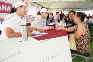 GOBIERNO DE NUEVO LAREDO ACERCA LOS SERVICIOS MUNICIPALES A LA COLONIA EL CAMPANARIO CON PRESIDENCIA CERQUITA DE TI