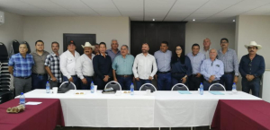 Sostiene reunión responsable de la SRH con líderes de la SRL Amistad - Falcón