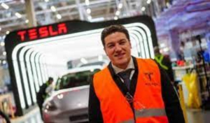 “Tranquilos, Tesla sí va”: Samuel García ante rumores de cancelación