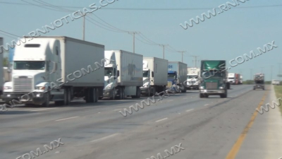 Falta de operadores de tr&aacute;ileres causa p&eacute;rdidas millonarias al sector