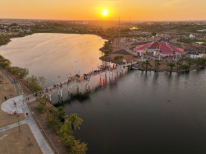 EL LAGUITO SE LLENA DE VIDA: FAMILIAS ABARROTAN EL PARQUE TRAS INAUGURACI&Oacute;N DEL PUENTE PANOR&Aacute;MICO