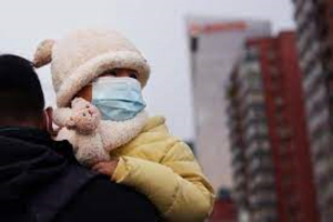 Aumentan casos de misteriosa neumonía infantil en Europa ante alza de contagios en China
