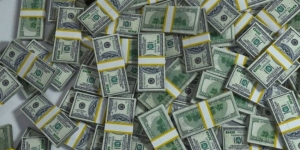 Gana 750 mil dólares en lotería de California; los perdería por ser indocumentado