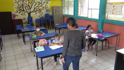 VIDEO Autoridades educativas piden reforzamiento de idiomas en ambos Laredos