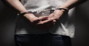 Joven se equivoca y le manda a su mam&aacute; fotos del asesinato que cometi&oacute;