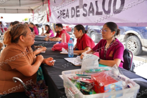 &ldquo;PRESIDENCIA CERQUITA DE TI&rdquo; FACILITA EL ACCESO A SERVICIOS MUNICIPALES; VECINOS DE VALLES DE AN&Aacute;HUAC AGRADECEN A ALCALDESA