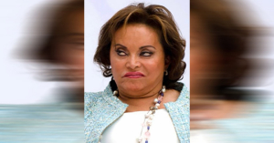 Elba Esther pierde amparo y tendr&aacute; que pagar al SAT 19.2 millones