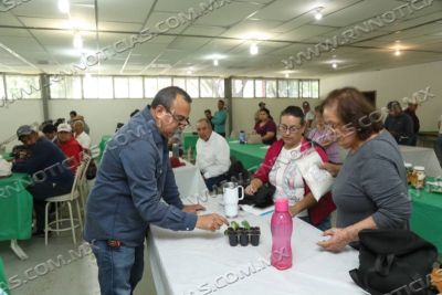 CONCLUYEN CON &Eacute;XITO LOS CURSOS DE HUERTOS FAMILIARES EN NUEVO LAREDO
