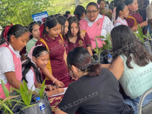IMJUVE NUEVO LAREDO FORTALECE EL CONTACTO DIRECTO CON LA JUVENTUD A TRAV&Eacute;S DE LA BRIGADA JOVEN