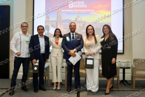 ALCALDESA CARMEN LILIA CANTUROSAS DESTACA LIDERAZGO DE NUEVO LAREDO EN FORO INTERNACIONAL ENCABEZADO POR EMBAJADOR DE ESTADOS UNIDOS EN M&Eacute;XICO