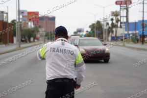 EXHORTA DIRECCI&Oacute;N DE TR&Aacute;NSITO Y VIALIDAD A MANEJAR CON PRECAUCI&Oacute;N Y EVITAR DISTRACCIONES