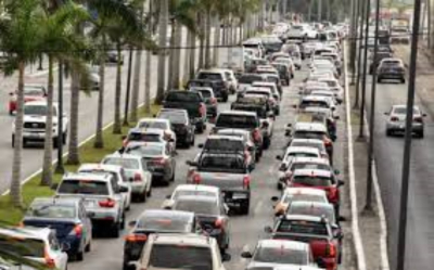 Autorizan s&uacute;per descuentos a carros viejos