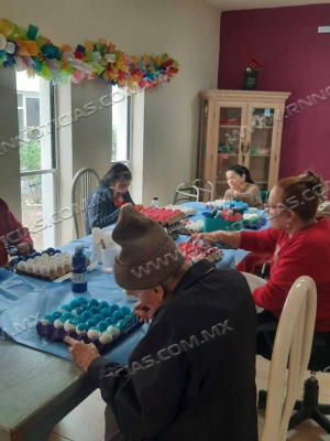 INVITA DIF NUEVO LAREDO A APOYAR A LOS ABUELITOS DEL ASILO &ldquo;VIDA Y ESPERANZA&rdquo; CON LA COMPRA DE CASCARONES DE PASCUA