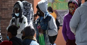 Haitianos naturalizados exigen que renuncie el Comisionado del INM