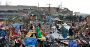 Tifón Rai deja en Filipinas más de 300 muertos
