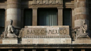 Banco de M&eacute;xico aumenta a 10% su tasa de inter&eacute;s