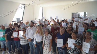 Familias de Las Torres inician regularizaci&oacute;n de sus viviendas gracias a gesti&oacute;n municipal y apoyo del Gobierno Federal