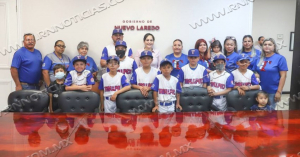 Apoya municipio a peloteritos que competirán en Sinaloa