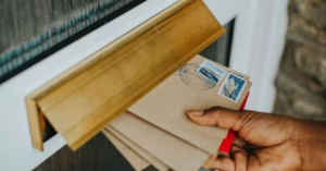 Correos de M&eacute;xico suspende env&iacute;o de paquetes a Estados Unidos