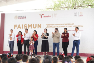 CARMEN LILIA CANTUROSAS VILLARREAL ENTREGA OBRAS DE INFRAESTRUCTURA EDUCATIVA EN EL PONIENTE DE NUEVO LAREDO